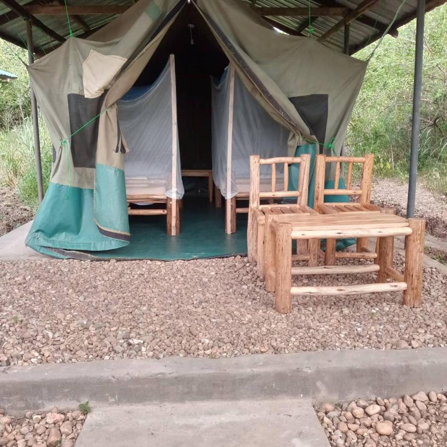 Murchison Giraffe Camp Hotel Paraa Luaran gambar